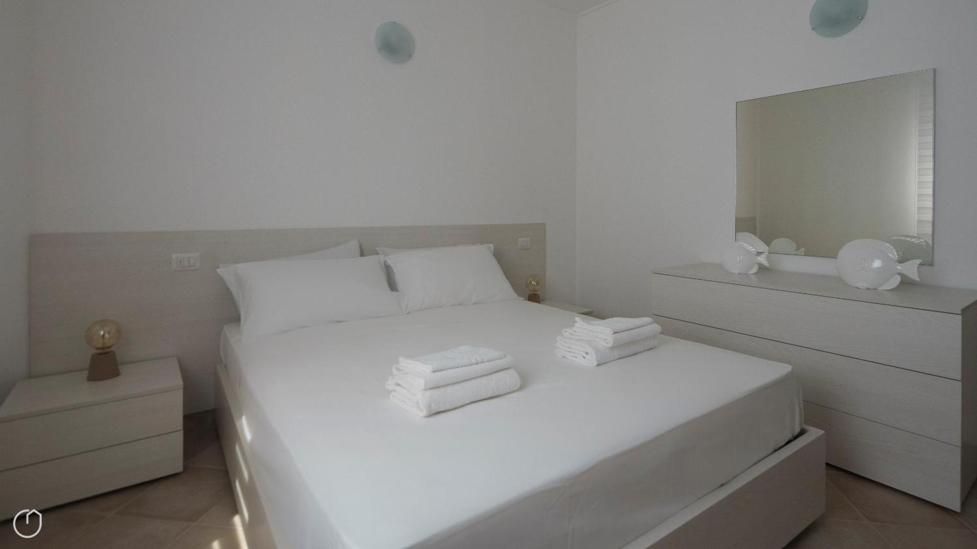 Welcomely - Xenia Boutique House Ольбія Екстер'єр фото